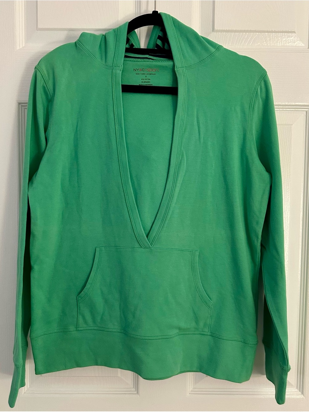 NY & Company pullover sweatshirt
